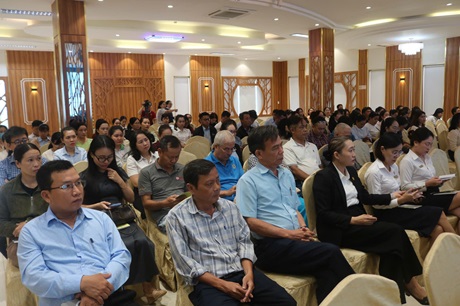 các đại biểu CĐCS tham dự lớp tập huấn